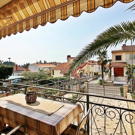 Emi Apartamento Poreč Exterior foto